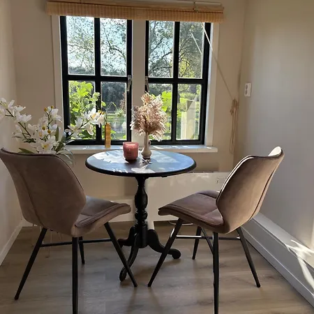 펜션 Het Strypsehuisje *